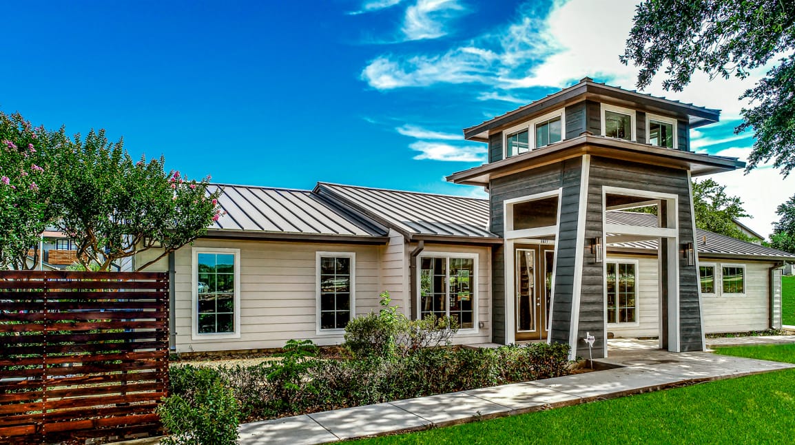 Photo of Grand Riviera at 2877 W Walnut Hill Ln Irving, TX 75038