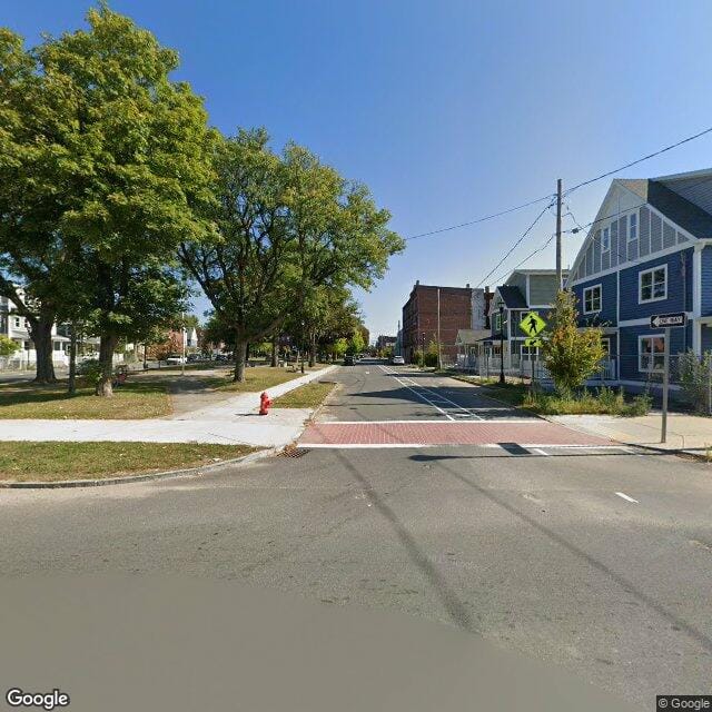 Photo of SOUTH HOLYOKE HOUSING. Affordable housing located at 18 HAMILTON ST HOLYOKE, MA 01040