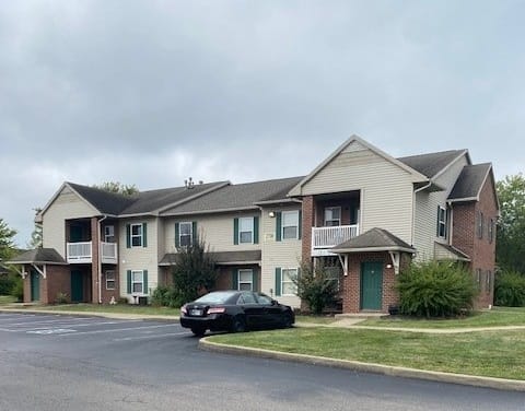 Photo of ARBORS AT EASTLAND. Affordable housing located at 6649 OLD BOONVILLE HWY EVANSVILLE, IN 47715