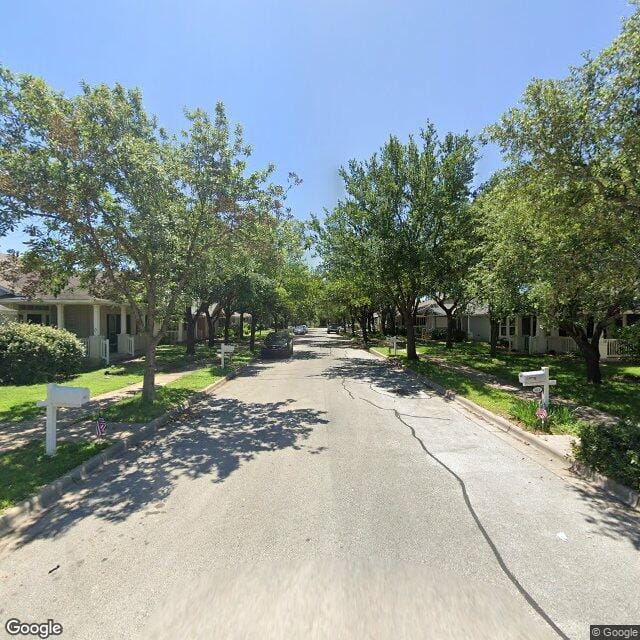 Photo of Pete Dressen Housing. Affordable housing located at 101 Post Road Cir Kyle, TX 78640