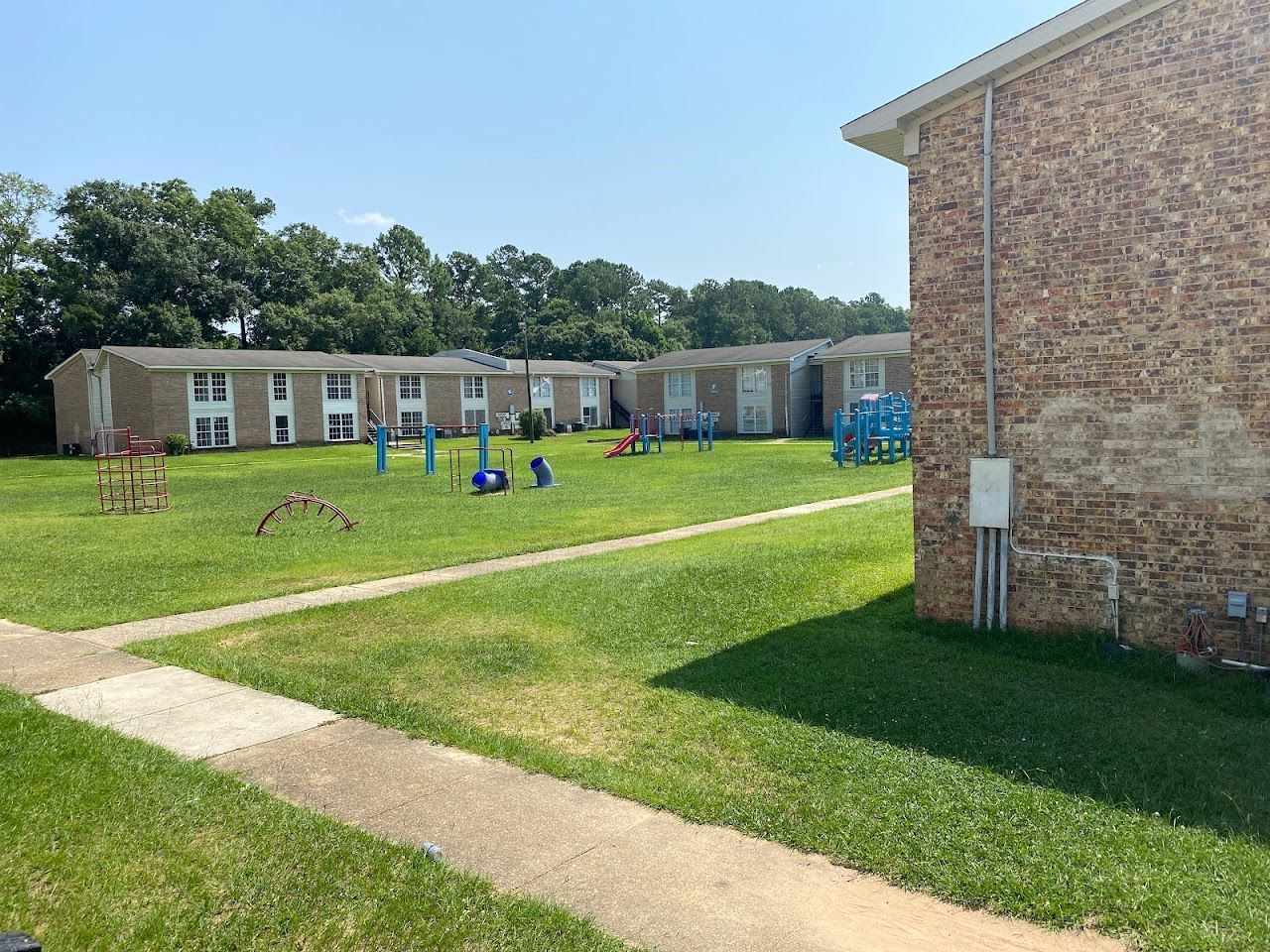 Photo of AZALEA POINTE APTS. Affordable housing located at 651 AZALEA RD MOBILE, AL 36609