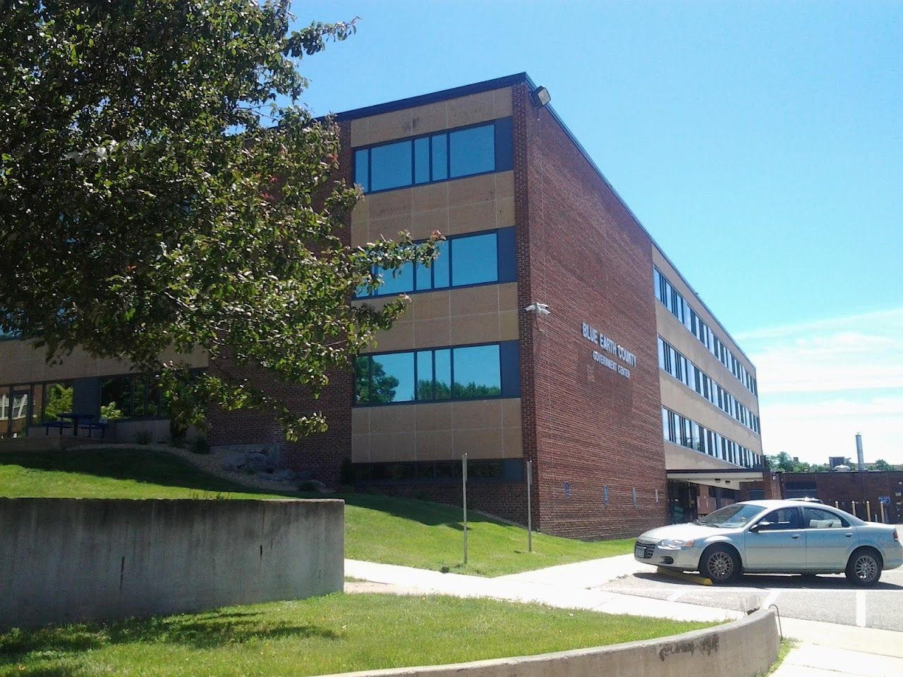 Photo of BLUE EARTH COUNTY EDA. Affordable housing located at CIVIC CENTER MANKATO, MN 56001