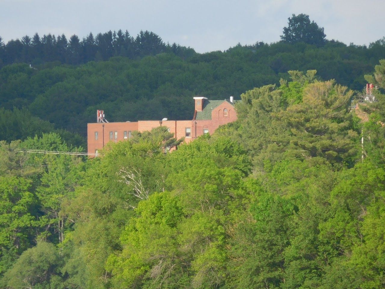 Photo of STURGEON BLUFF APTS. Affordable housing located at 1320 GRAND AVE WAUSAU, WI 54403