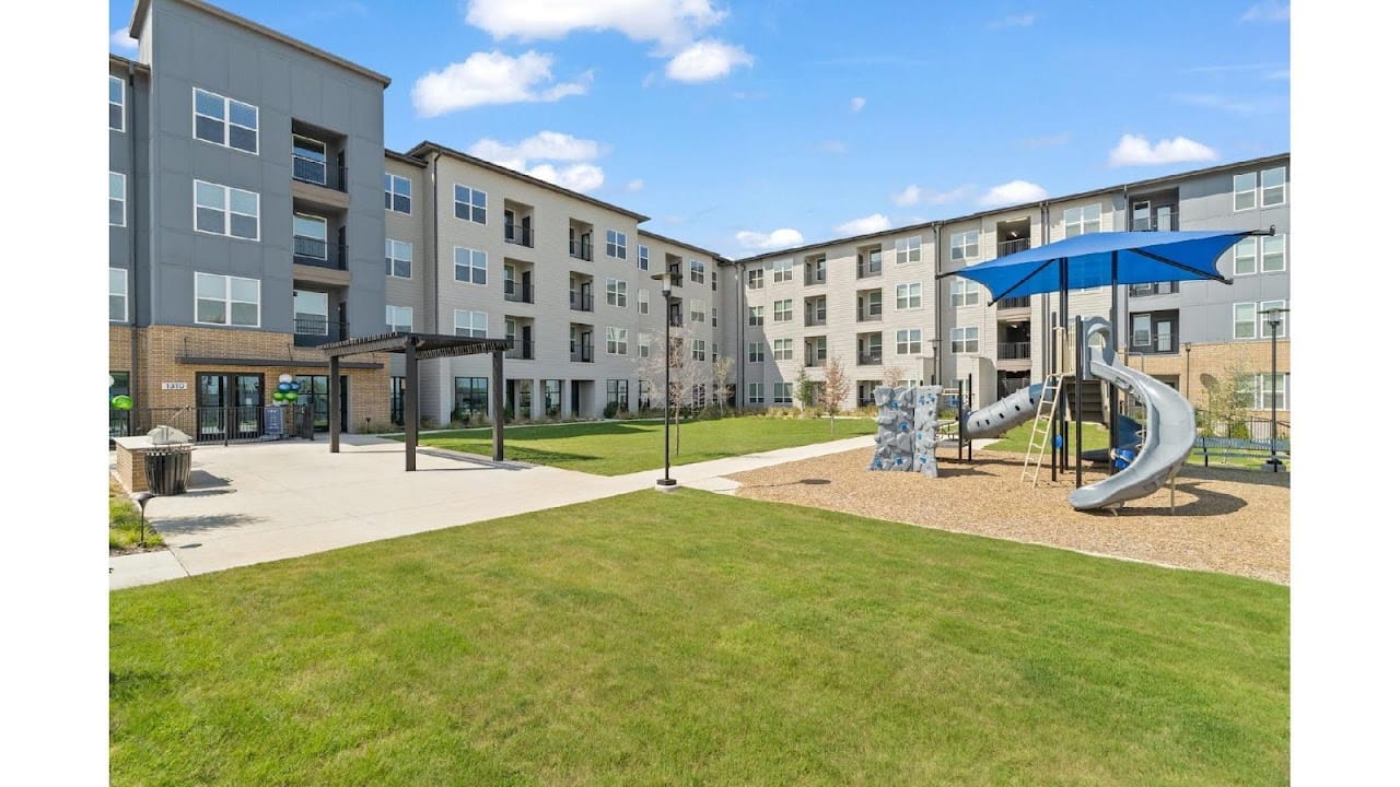 Photo of Thrive on Crawford at 1310 Crawford St Fort Worth, TX 76104