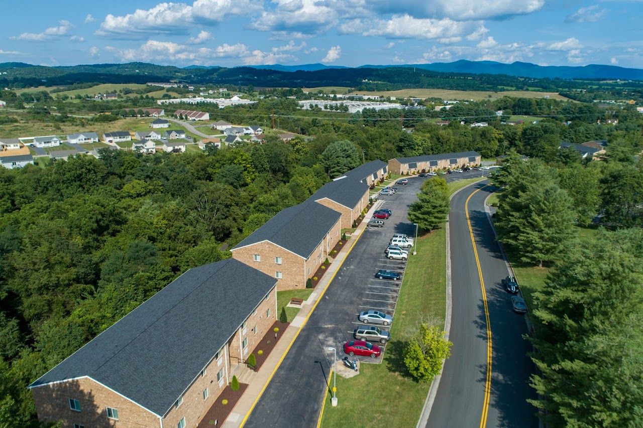 Photo of VILLAGE AT ROCKBRIDGE at 60 WILLOW SPRING ROAD LEXINGTON, VA 24450