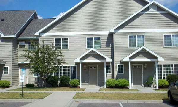 Photo of Dublin Road Townhomes at 304-306 Dublin Ct Mankato, MN 56001