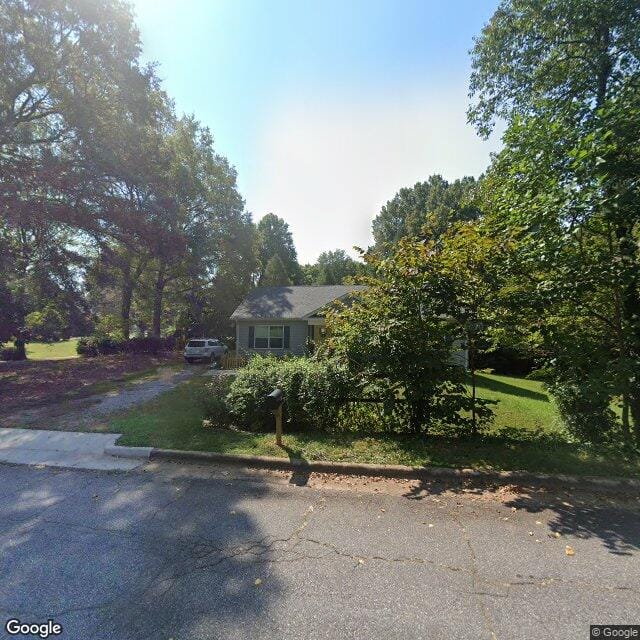 Photo of 13 E J Street. Affordable housing located at 13 E J St Newton, NC 28658