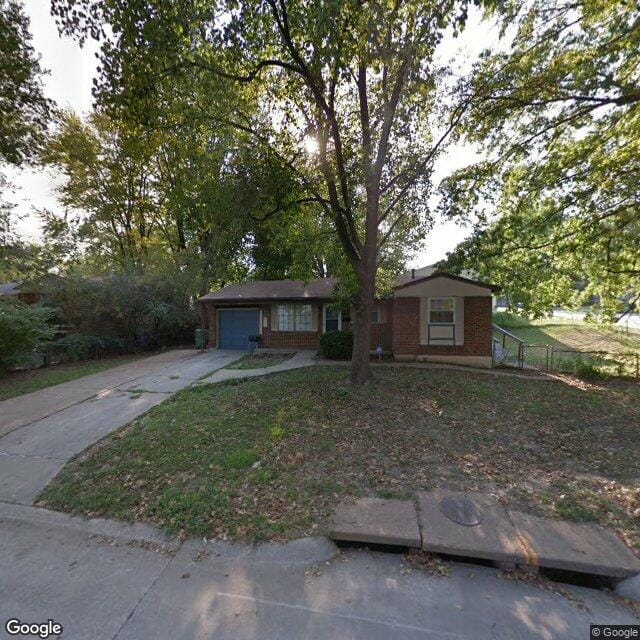 Photo of 10353 CASTLE DR at 10353 CASTLE DR ST LOUIS, MO 63136