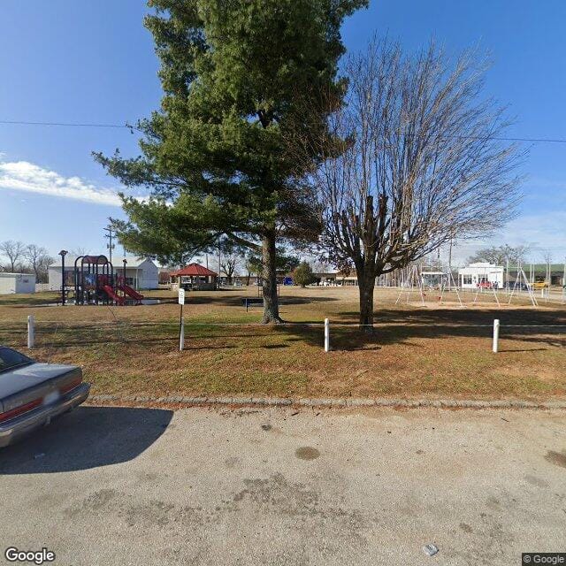 Photo of Summersville Estates. Affordable housing located at 720 Cherry Ave Summersville, MO 65571
