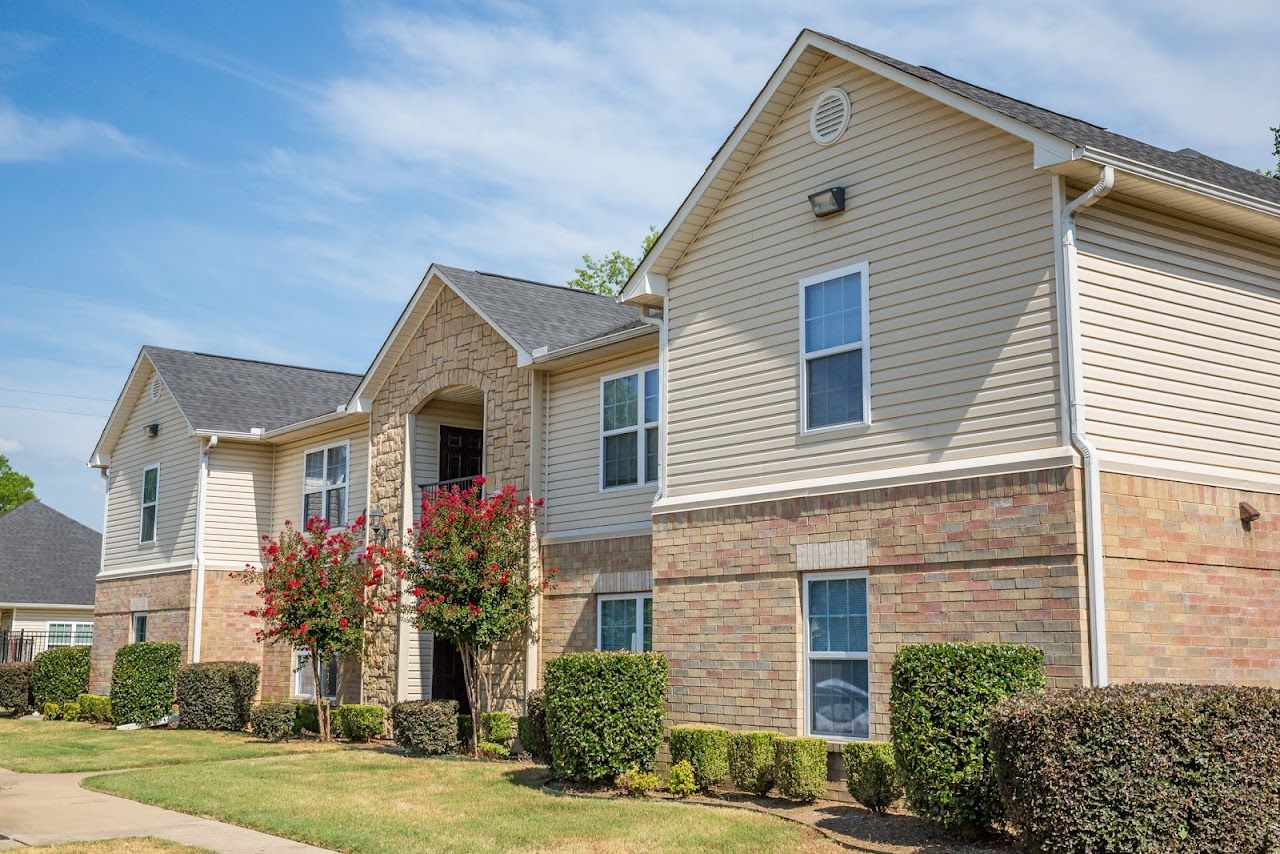 Photo of ROCK CREEK APARTMENTS OF FORT SMITH at 3020 N 50THST FORT SMITH, AR 72904