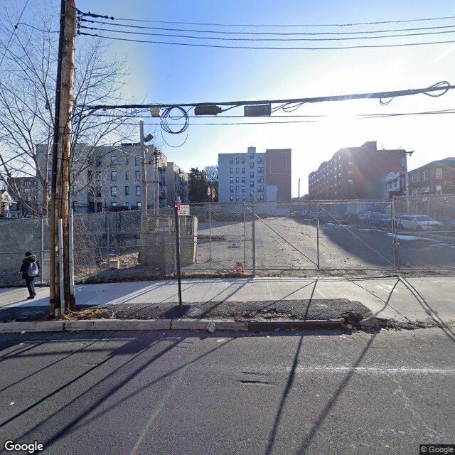 Photo of 4180 Carpenter Ave. Affordable housing located at 4180 Carpenter Ave Bronx, NY 10466