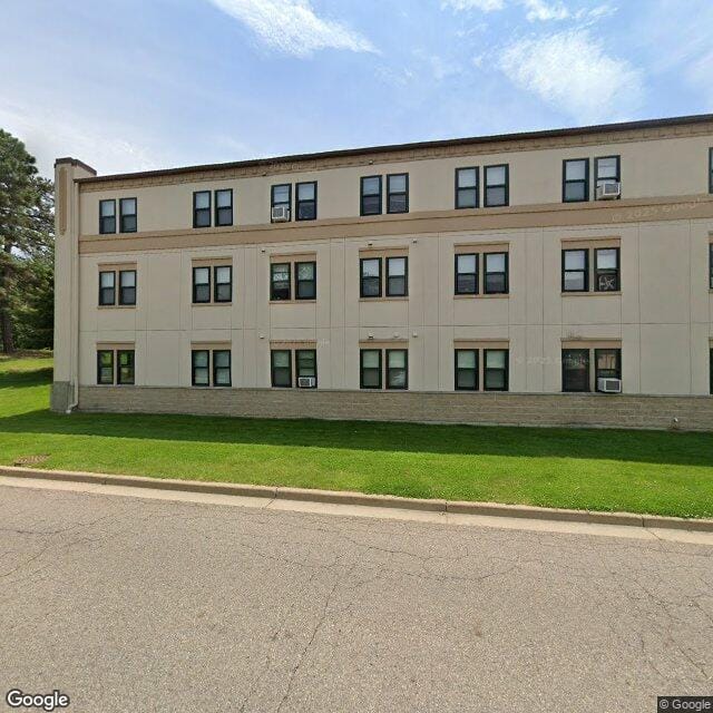 Photo of THE VILLAGE AT IRVING PARK at 115 W ST BATTLE CREEK, MI 49037