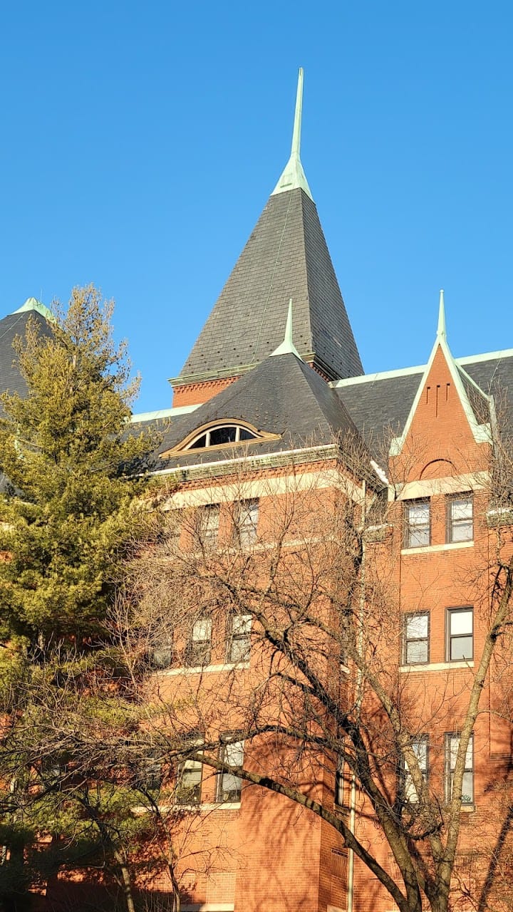 Photo of CASTLE PARK APTS. Affordable housing located at 1600 CASTLE PARK DR ST LOUIS, MO 