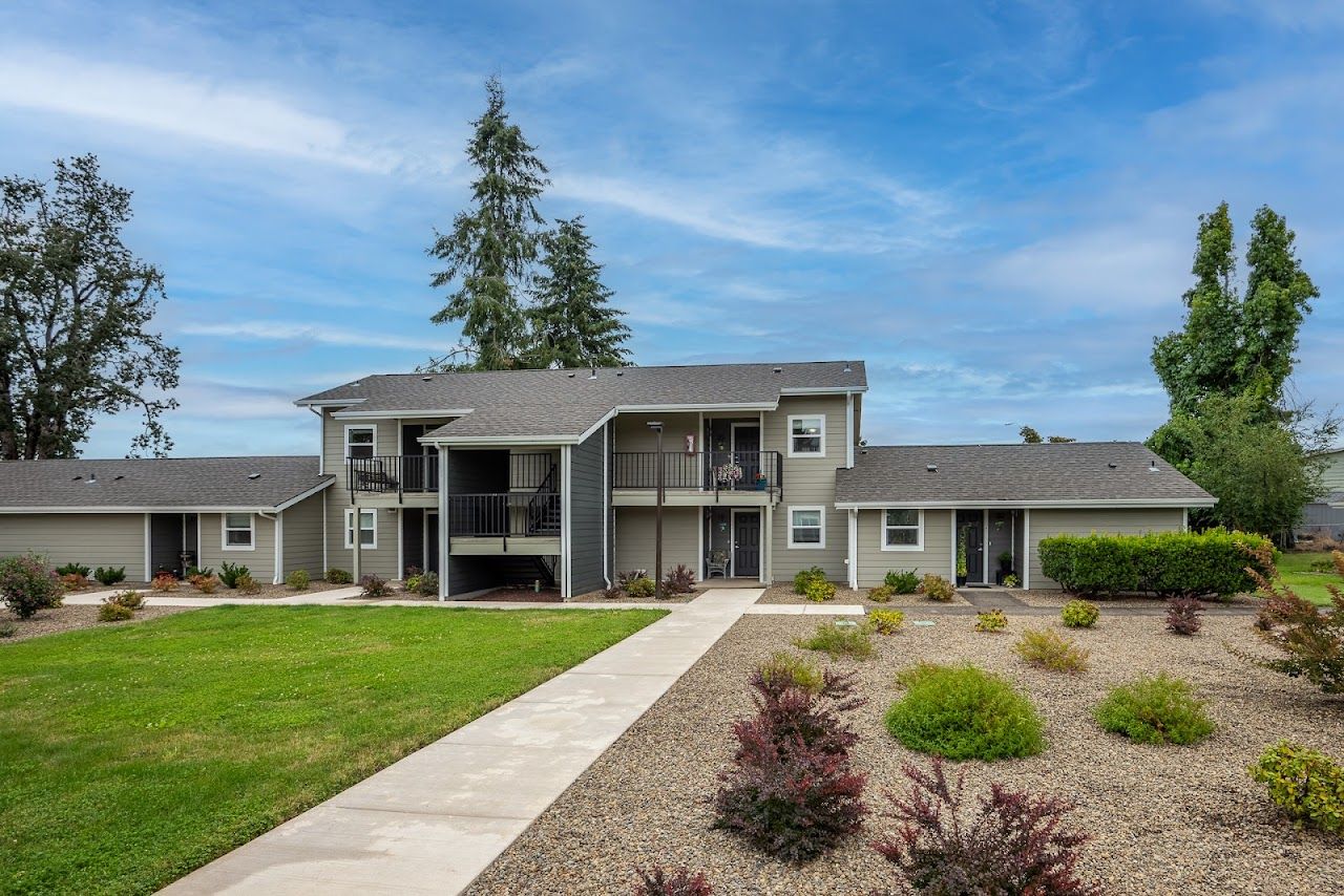 Photo of BARREL BROOK. Affordable housing located at 900 N DOUGLAS STREET COTTAGE GROVE, OR 97424