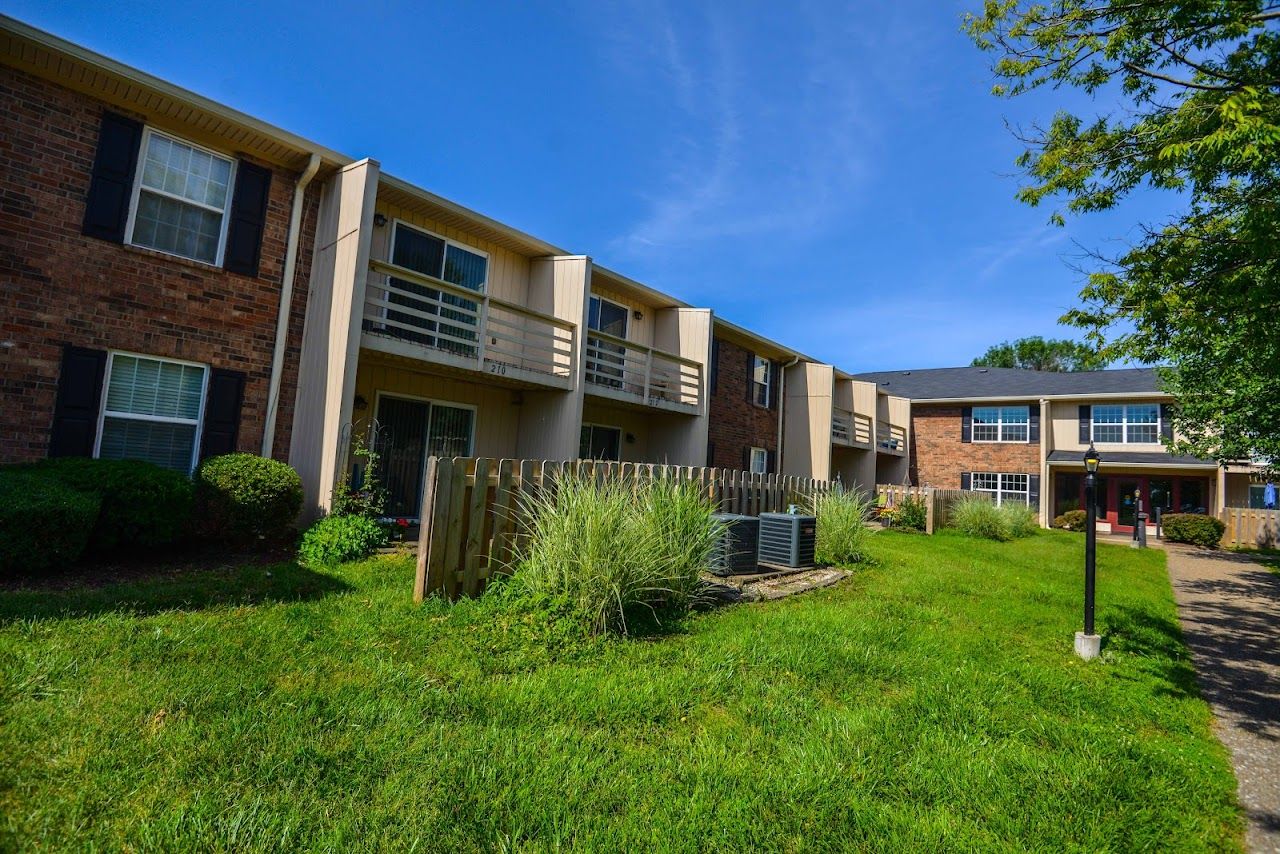 Photo of CARRIAGE HOUSE EVANSVILLE. Affordable housing located at 5300 CARRIAGE DR EVANSVILLE, IN 47715
