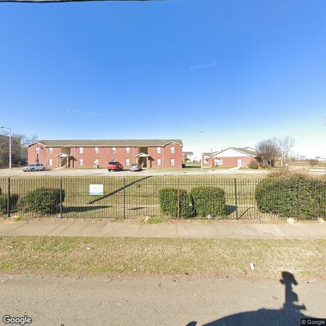 Photo of KNOB HILL APTS (MEMPHIS) at 31 FLORIDA PARK CIR MEMPHIS, TN 38106