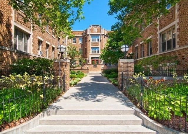 Photo of BELMONT APARTMENTS. Affordable housing located at 1000 W FRANKLIN AVENUE MINNEAPOLIS, MN 55405