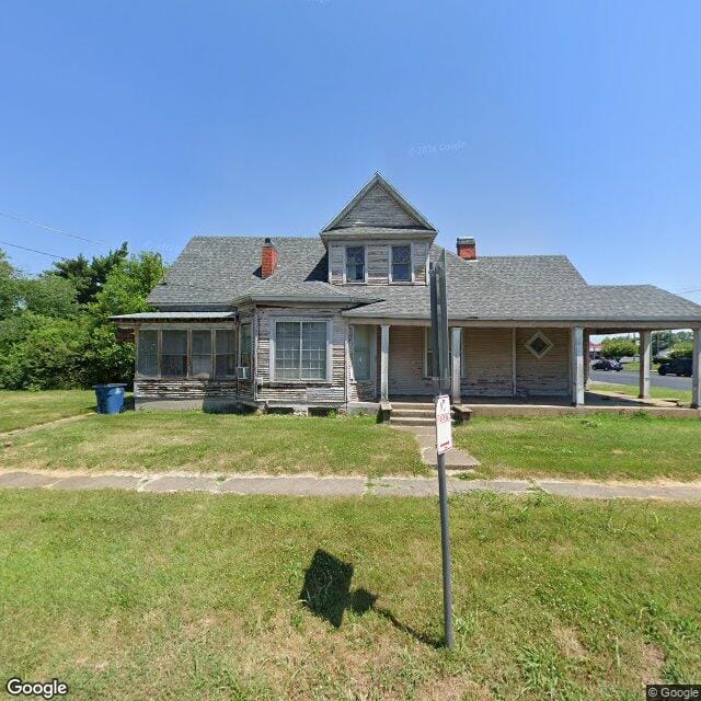 Photo of Gardine Apartments. Affordable housing located at 235 S National Ave Springfield, MO 65802