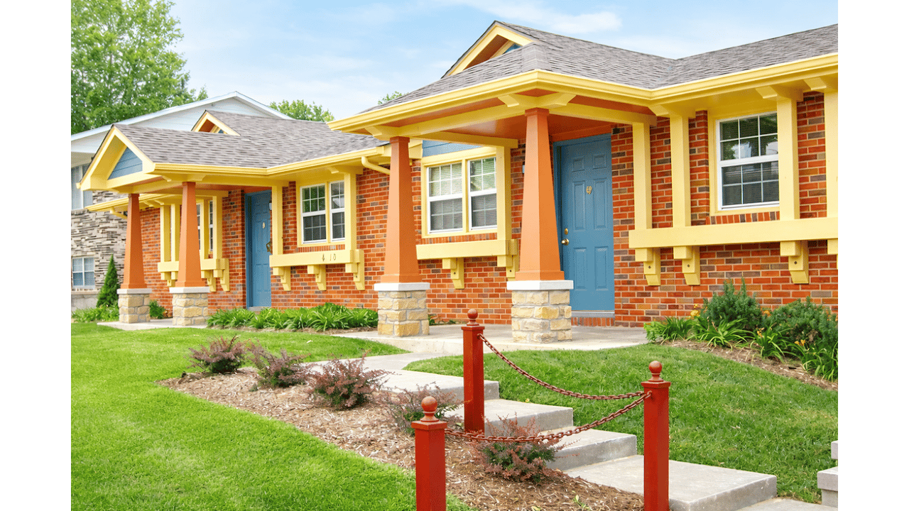 Photo of Columbia Square Townhomes. Affordable housing located at 1715 W Worley St Columbia, MO 65203