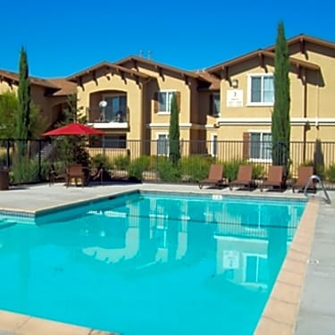 Photo of SOMMERSET PLACE. Affordable housing located at 6100 48TH AVE SACRAMENTO, CA 95828