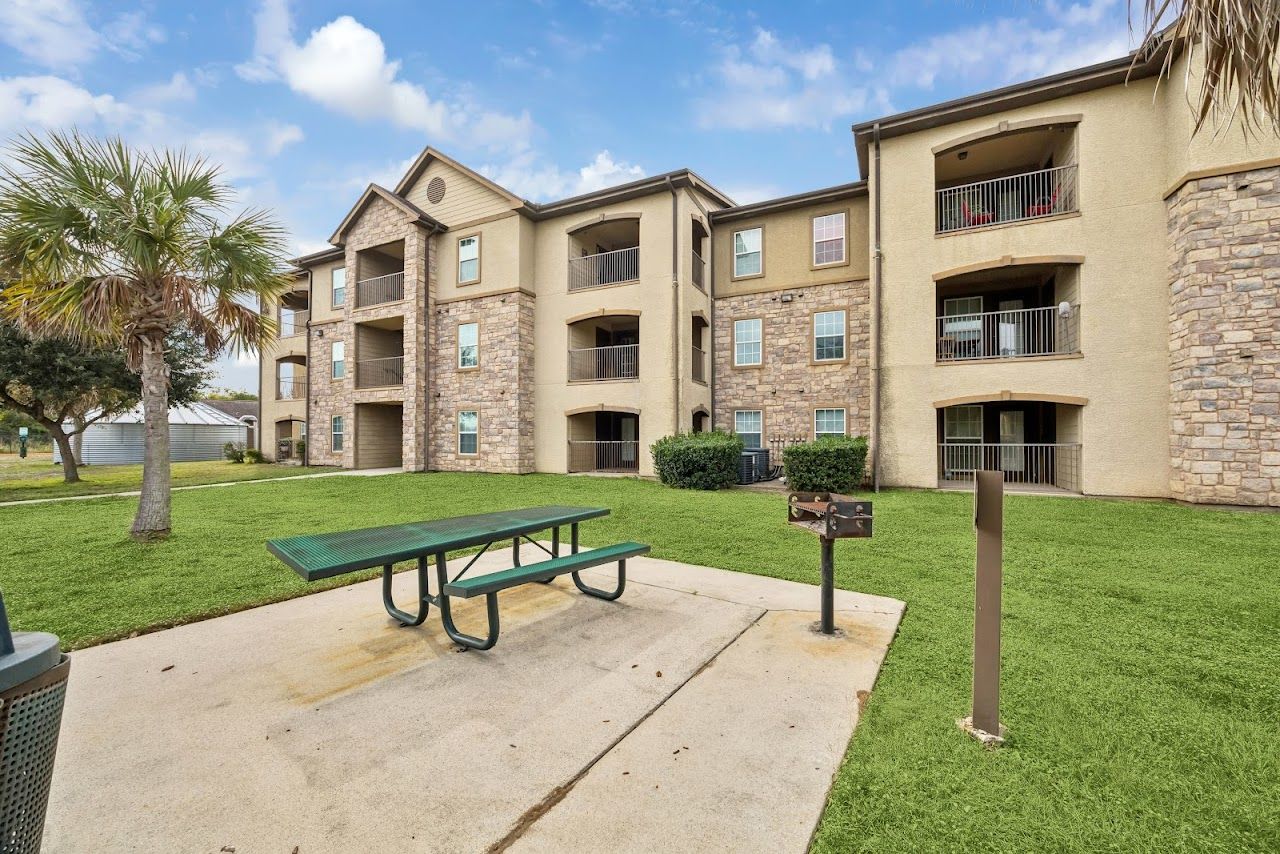 Photo of Horizon Meadows at 1903 Main St La Marque, TX 77568