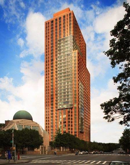 Photo of ONE CARNEGIE HILL. Affordable housing located at 215 EAST 96TH STREET NEW YORK, NY 10128