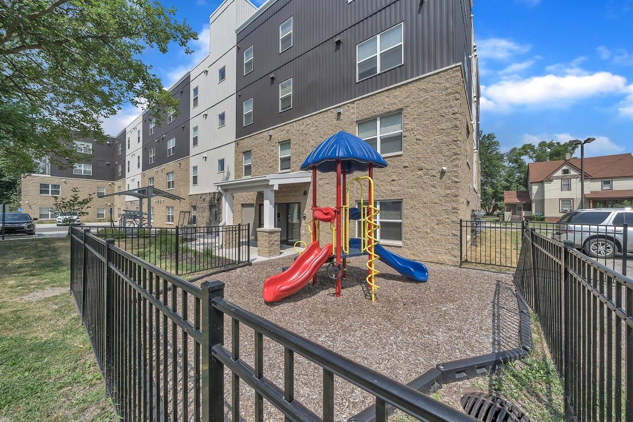 Photo of The Hamilton at 5 Carter St Pontiac, MI 48342