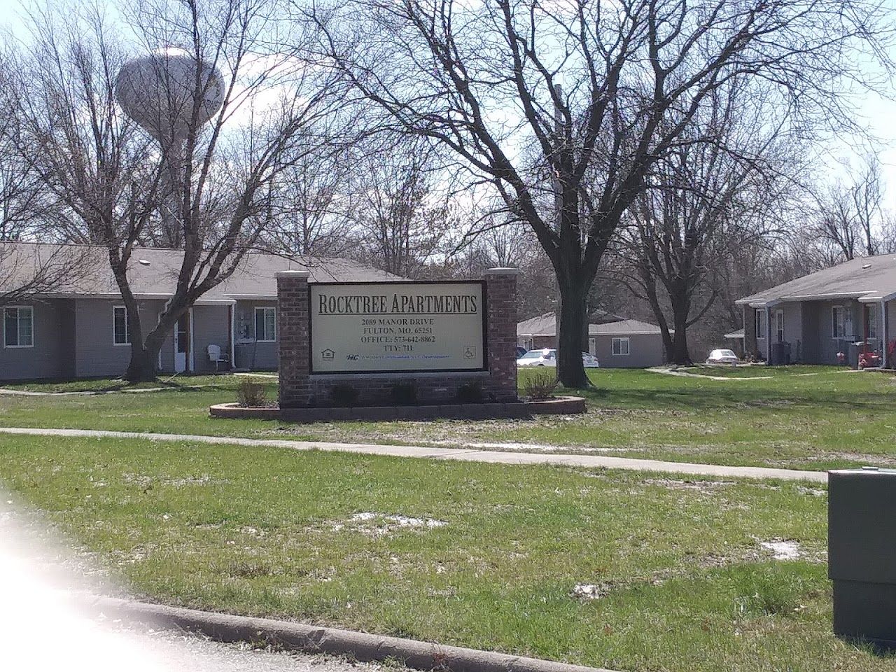 Photo of ROCKTREE APARTMENTS. Affordable housing located at 2089 MANOR DRIVE FULTON, MO 65251