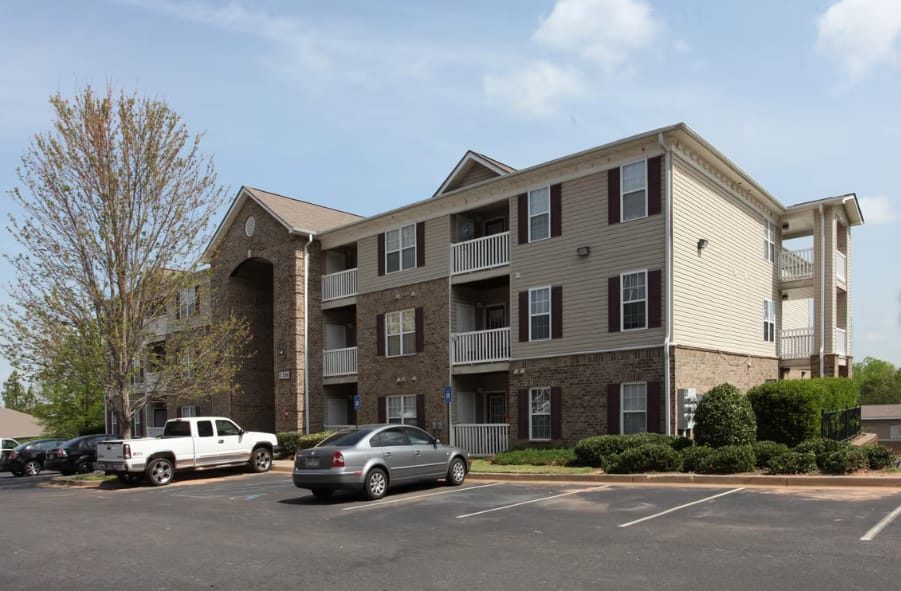 Photo of The Retreat at McEver. Affordable housing located at 1050 Eagle Eye Rd Gainesville, GA 30504