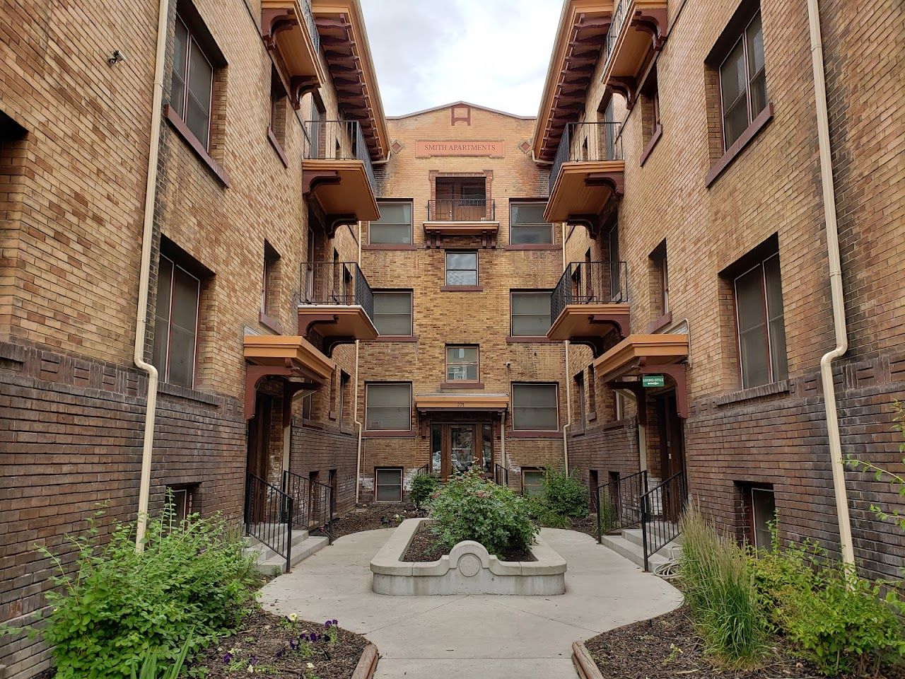 Photo of SMITH APTS. at 688 EAST 700 SOUTH SALT LAKE CITY, UT 84102