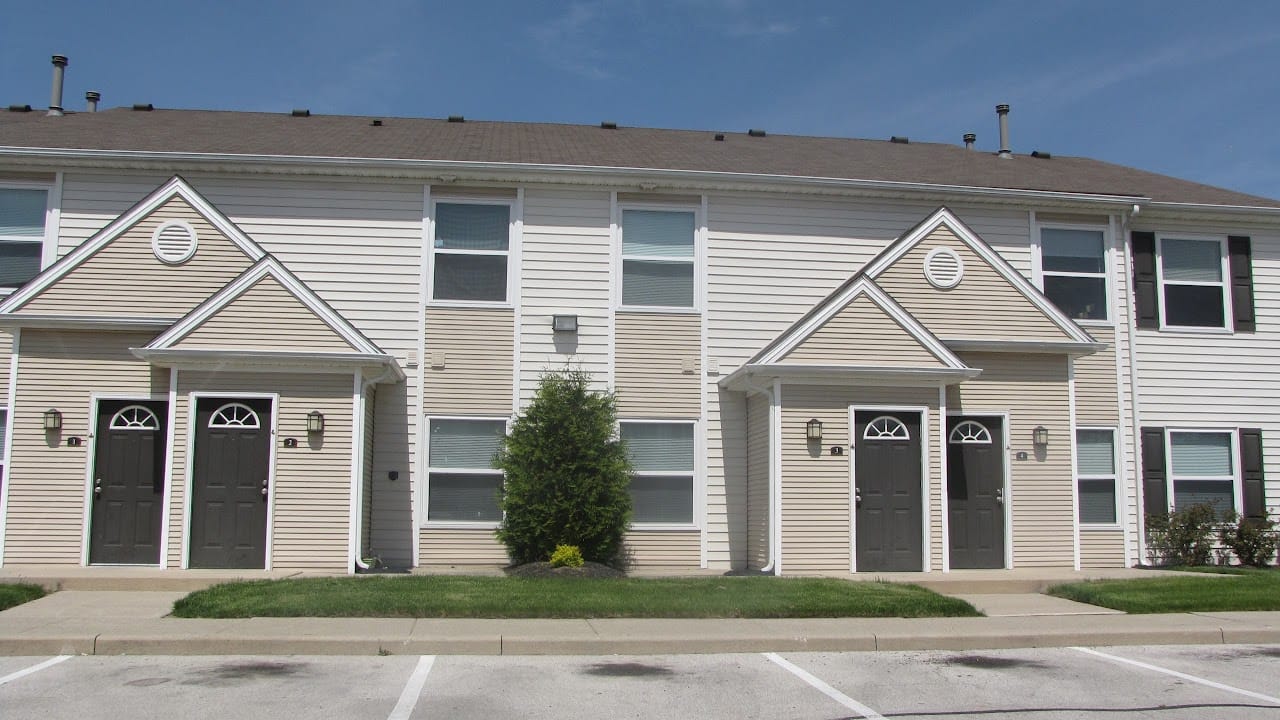 Photo of SWAN CREEK FOUR SEASONS APTS at 1142 SEASONS DR TOLEDO, OH 