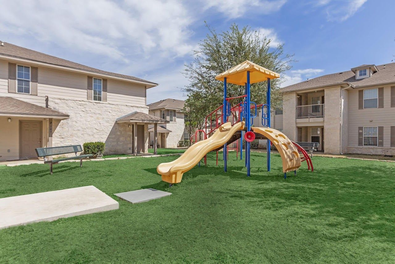 Photo of KINGSLAND TRAILS APTS. Affordable housing located at 100 KINGSLAND TRAIL LOOP KINGSLAND, TX 78639