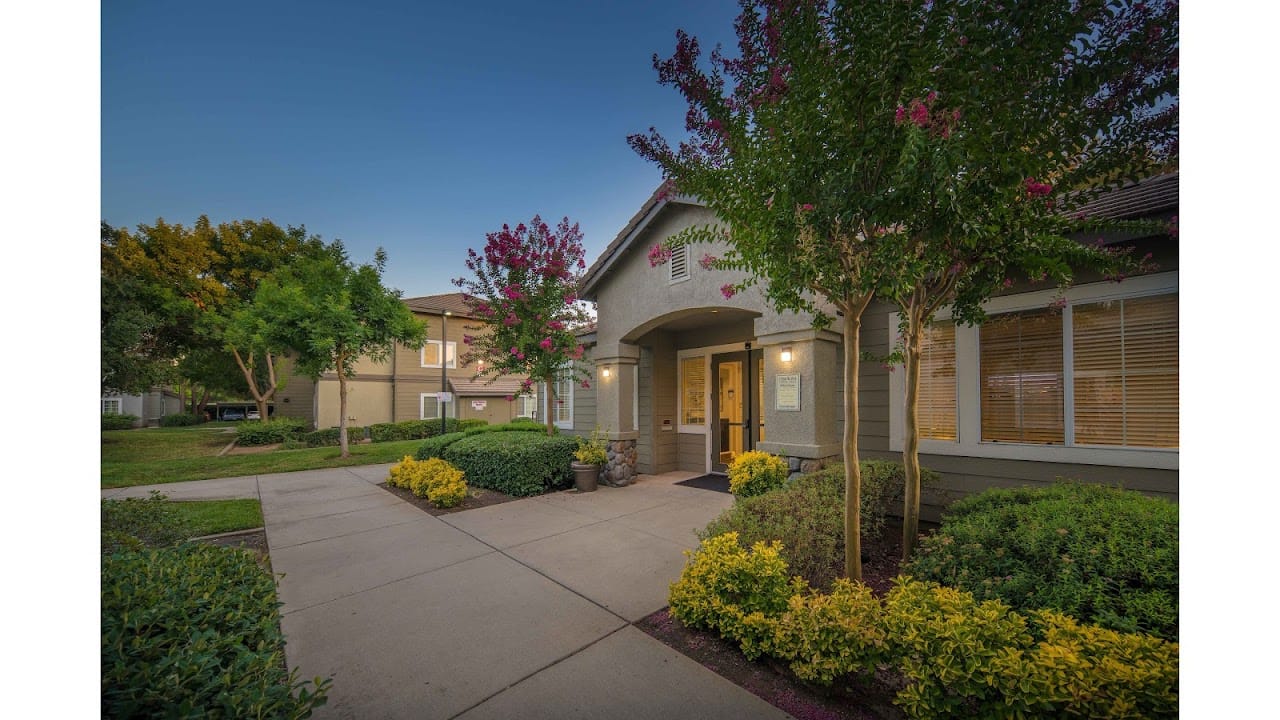 Photo of TERRACINA APTS AT LAGUNA CREEK. Affordable housing located at 9274 FRANKLIN BLVD ELK GROVE, CA 95758