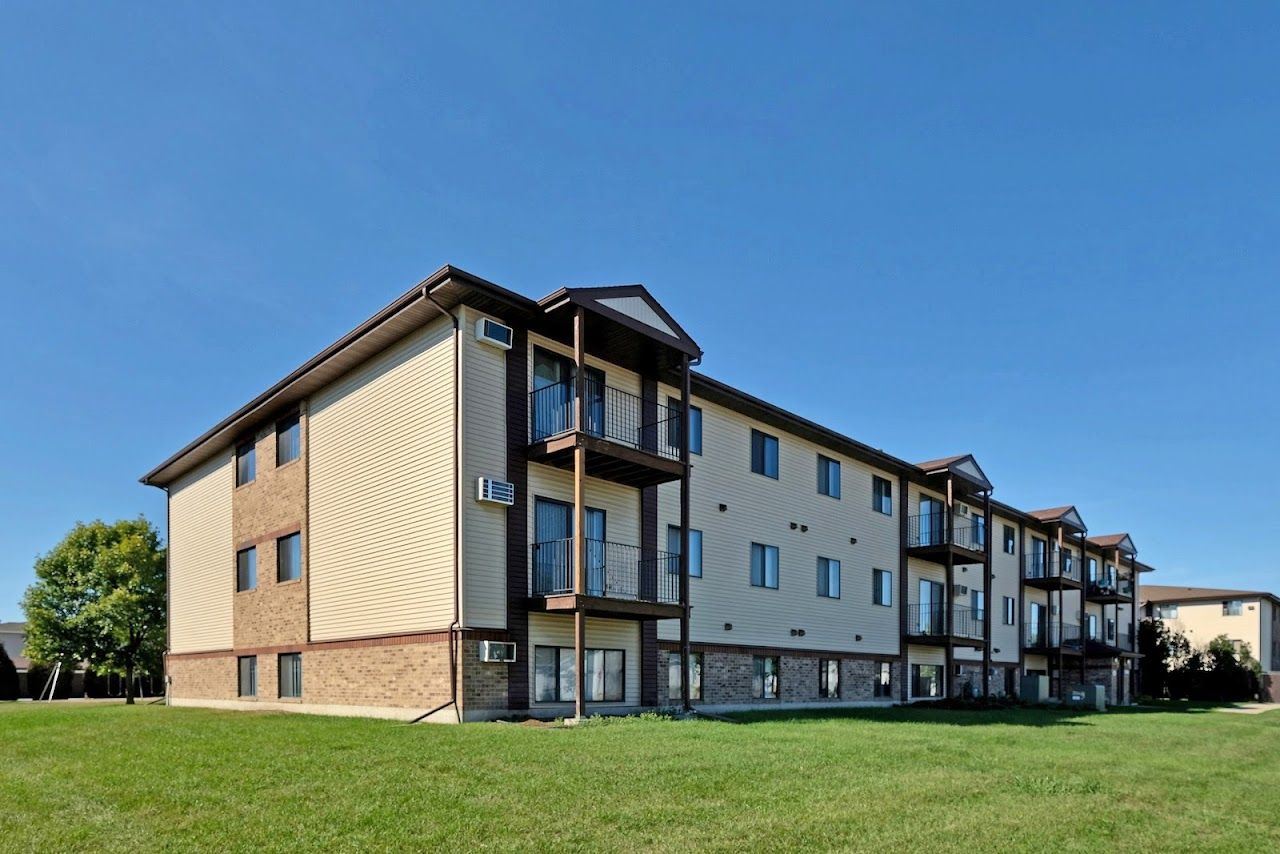 Photo of CHESTNUT RIDGE V APARTMENTS at 3061 32ND STREET SW FARGO, ND 58102