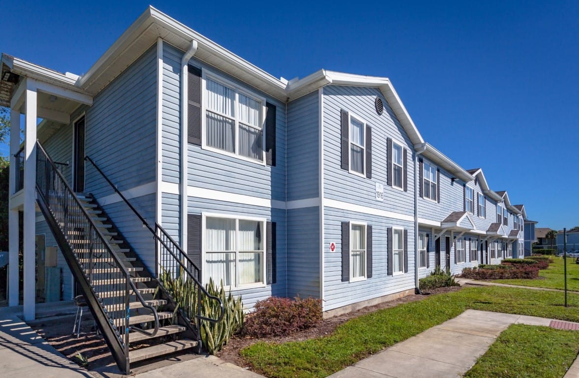 Photo of LANDON TRACE TOWNHOMES. Affordable housing located at 1813 BUCHANAN BAY CIR ORLANDO, FL 32839