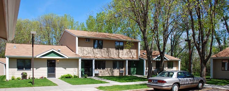 Photo of GREEN MEADOWS TOWNHOMES. Affordable housing located at 1515 N DAVISON ST MITCHELL, SD 57301