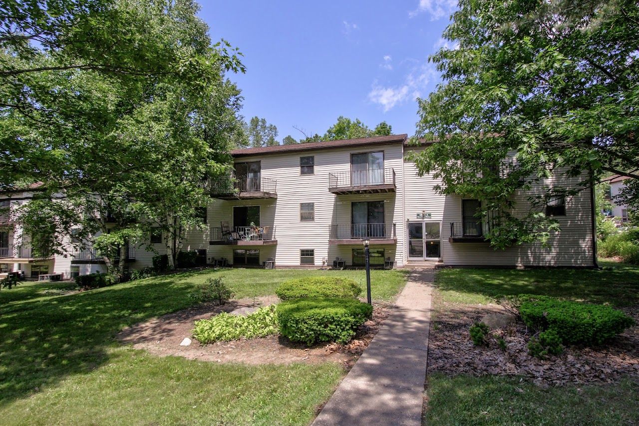 Photo of The Reserve at Millcreek. Affordable housing located at 1717 Kuntz Rd Erie, PA 16509