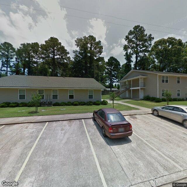 Photo of GRAY CREEK APARTMENTS at 500 SOUTH BARNETT SPRINGS RUSTON, LA 71270