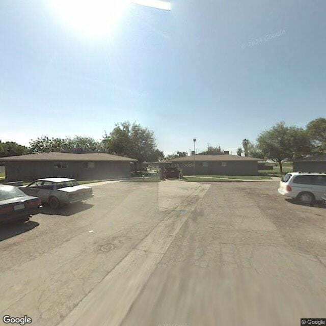 Photo of PARLIER PLAZA APARTMENTS / GARDEN VALLEY HOMES II APARTMENTS. Affordable housing located at 640 ZEDIKER AVE. / 9565 FLORES DR. PARLIER AND SAN JOAQUIN, CA 93648
