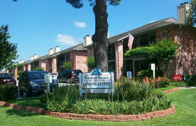 Photo of PINEVIEW TERRACE APTS at  KATY, TX 