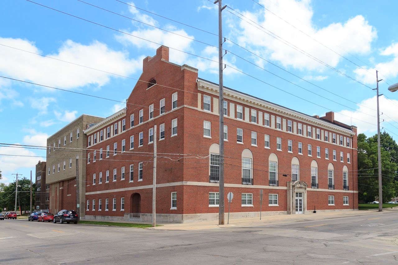 Photo of RIVER CITY APTS at 15 N PENNSYLVANIA AVE MASON CITY, IA 50401