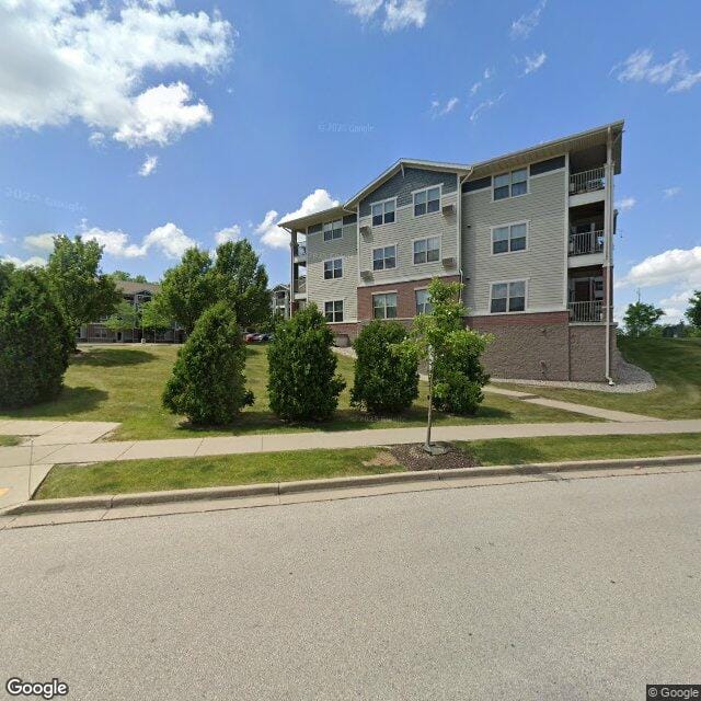 Photo of CEDAR GLEN SENIOR HOUSING at 1661 RIVER'S BEND RD WAUWATOSA, WI 53226