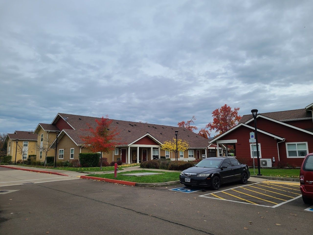 Photo of EAGLE LANDING. Affordable housing located at 913 NW GARDEN VALLEY BLVD ROSEBURG, OR 97471