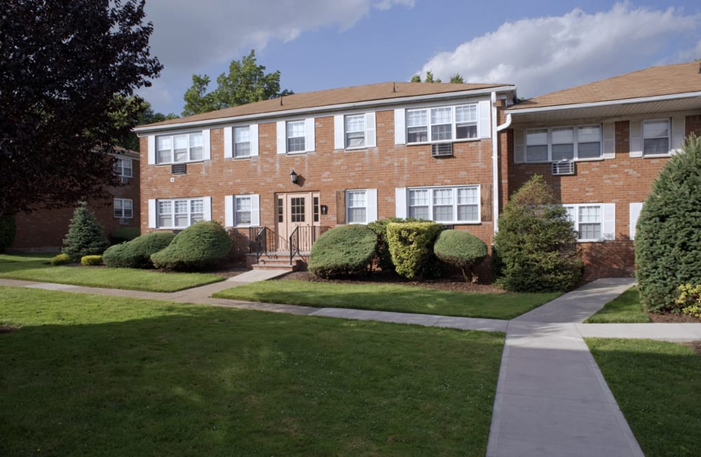 Photo of Cliffview Gardens. Affordable housing located at 1500 Ice Plant Rd North Versailles, PA 15137