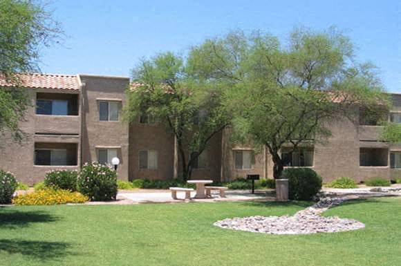 Photo of Kachina Springs Apartment Homes at 115 W Limberlost Dr Tucson, AZ 85705