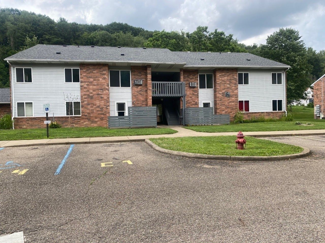 Photo of Clay Village Apartments. Affordable housing located at 432 McConnell St Uhrichsville, OH 44683