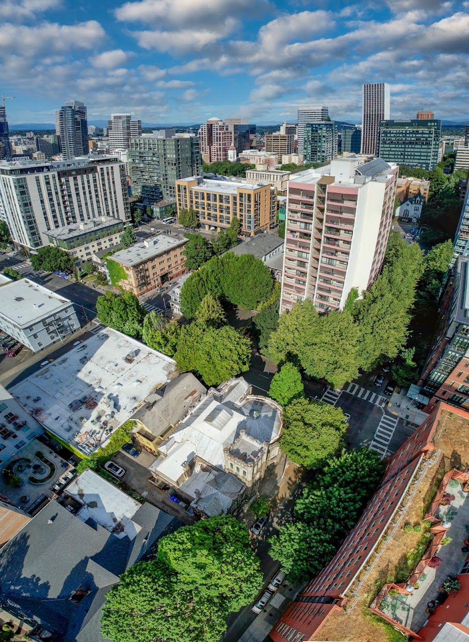 Photo of ROSE SCHNITZER TOWER. Affordable housing located at 1430 SW 12TH AVE PORTLAND, OR 97201