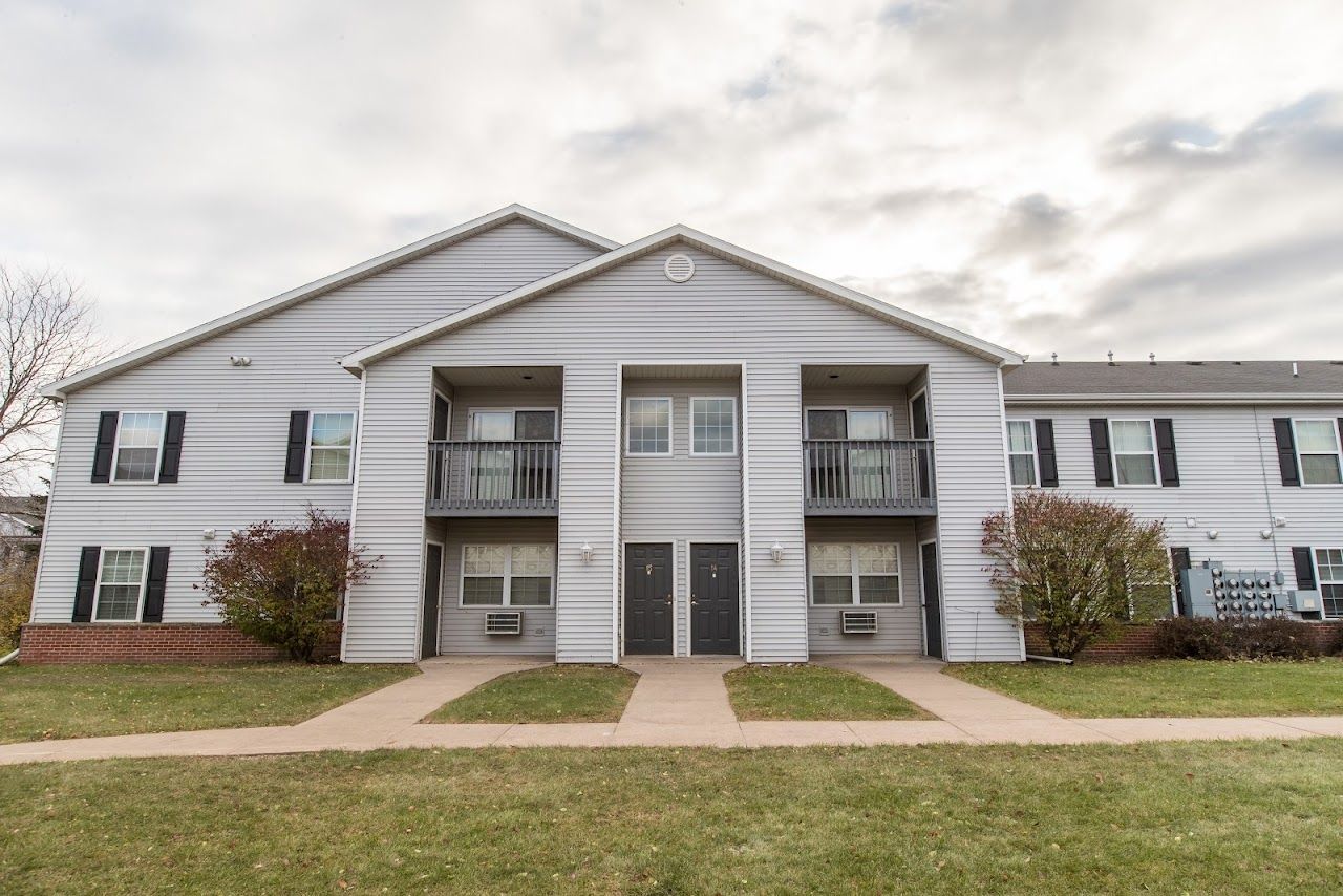 Photo of Jackson Farms Apartments. Affordable housing located at 3405 Logan Dr Oshkosh, WI 54901