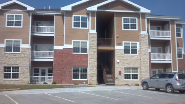 Photo of WILLOW RIDGE APARTMENTS at 5527 STONE CREST DRIVE MANHATTAN, KS 66503