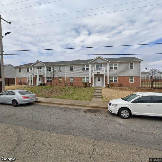 Photo of Cavelier Court Apartments at 2510 Peres Ave Memphis, TN 38108